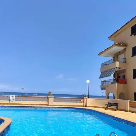 Beachfront 3br With Pool Views, Sleeps 10 * La Manga del Mar Menor